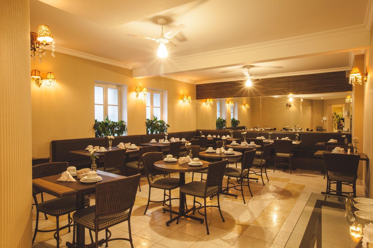 Hotel Curitiba Palace Estação Extérieur photo